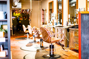 Cosmotique Salon & Spa