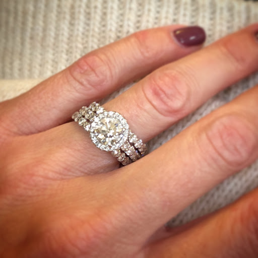 Jewelry Store «Indulgence Jewelers», reviews and photos, 4001 Kennett Pike Suite 130, Greenville, DE 19807, USA