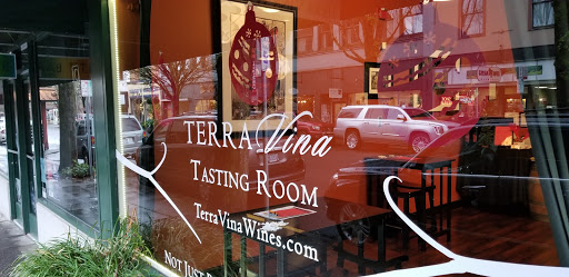 Wine Bar «Terra Vina Wines Tasting Room», reviews and photos, 585 NE 3rd St, McMinnville, OR 97128, USA