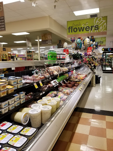Grocery Store «Strack & Van Til Food Market», reviews and photos, 999 W Old Ridge Rd, Hobart, IN 46342, USA