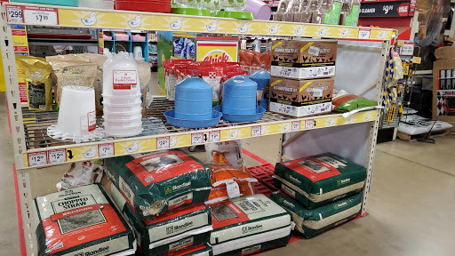 Home Improvement Store «Tractor Supply Co.», reviews and photos, 5111 Murfreesboro Rd, College Grove, TN 37046, USA