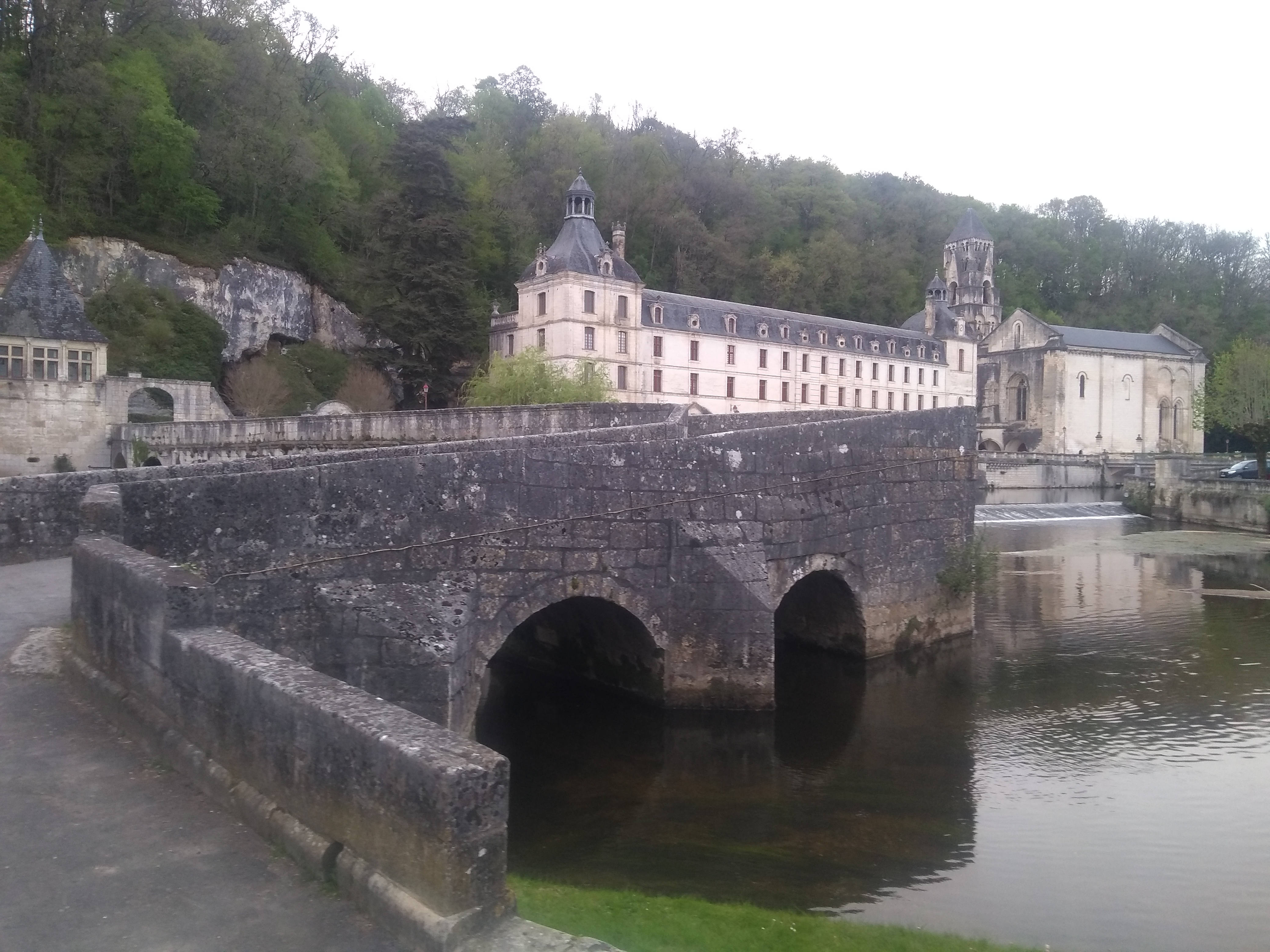 Photo n° 17 de l'avis de Jacques.h fait le 19/04/2019 à 19:55