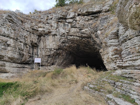 пещера Козарника