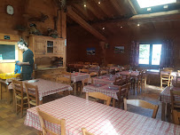 Atmosphère du Restaurant français Restaurant La Marmotte à Le Grand-Bornand - n°5
