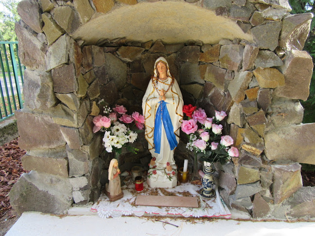 Parádsasvári Szűz Mária neve templom - Templom
