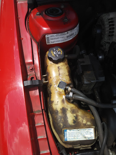 Used Auto Parts Store «Tioga Auto Parts», reviews and photos, 910 W Tioga St, Philadelphia, PA 19140, USA