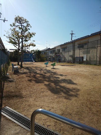 平野第３ちびっこ老人憩いの広場