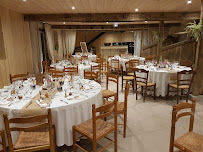Atmosphère du Restaurant Ferme Auberge du Lac à Puydarrieux - n°7