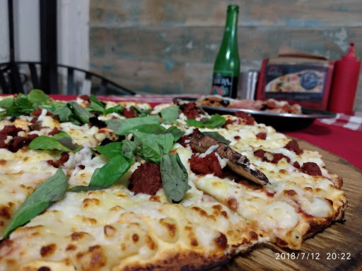 DiStrada Pizza Gourmet