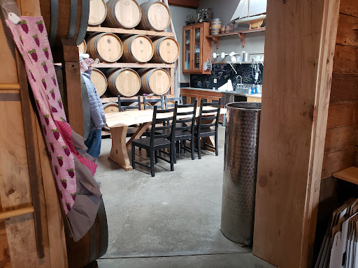 Winery «Flying Dutchman Winery», reviews and photos, 915 1st St, Otter Rock, OR 97369, USA