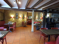 Atmosphère du Restaurant français Le Bistrot de la Place à Trémolat - n°3