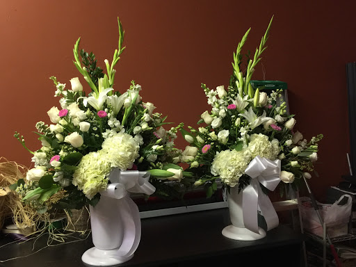 Florist «Valley Florist», reviews and photos, 301 Merrimack St, Methuen, MA 01844, USA