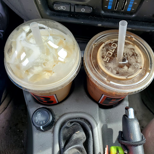 Coffee Shop «Biggby Coffee», reviews and photos, 22370 Middlebelt Rd, Farmington Hills, MI 48336, USA