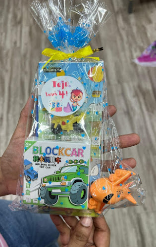 Bash Party Store - Shop