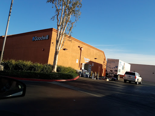 Goodwill, 7360 Cherry Ave, Fontana, CA 92336, Donations Center