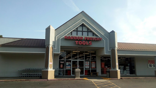 Hardware Store «Harbor Freight Tools», reviews and photos, 3400 Rogers Ave STE 100, Fort Smith, AR 72903, USA