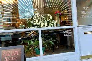 242 Grand Jewelry image