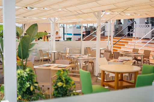 Ellas Restaurant & Beach - C. Reina Fabiola, 1, Local 5, 29649 La Cala de Mijas, Málaga