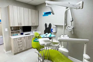 EC Dental Group image