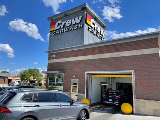 Crew Carwash en Maple Grove