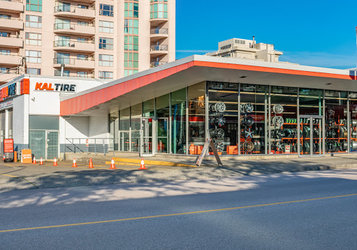 Kal Tire, 434 Sixth St, New Westminster, BC V3L 3B3, Canada, 