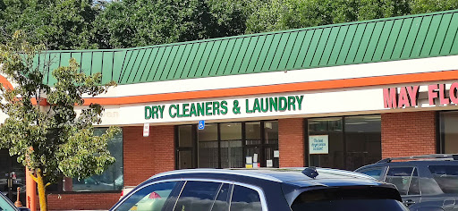 Dry Cleaner «Gi-Ro Cleaners & Repair», reviews and photos, 6111 S Transit Rd, Lockport, NY 14094, USA