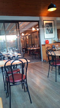 Atmosphère du Restaurant italien LA SCALA ( L'Escale Pizza) à Mérignac - n°5