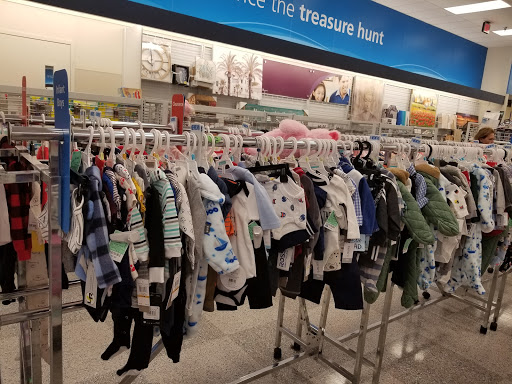 Clothing Store «Ross Dress for Less», reviews and photos, 7290 191st St, Tinley Park, IL 60477, USA