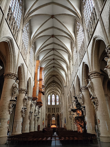 Beoordelingen van St-Michiels en St-Goedelekathedraal Brussel in Brussel - Museum