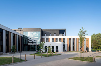 E2SE Business School à Caen