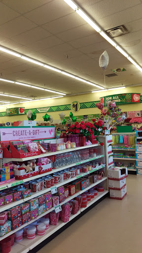 Dollar Store «Dollar Tree», reviews and photos, 2821 E Euclid Ave, Des Moines, IA 50317, USA