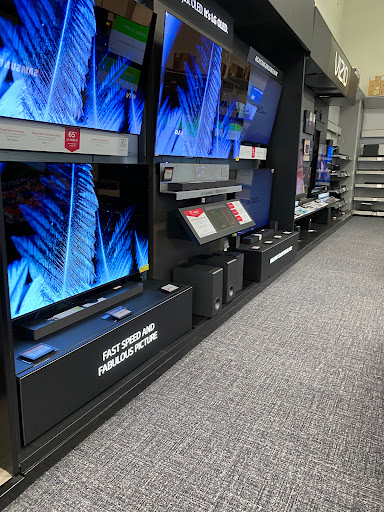 Electronics Store «Best Buy», reviews and photos, 45575 Dulles Eastern Plaza #188, Sterling, VA 20166, USA