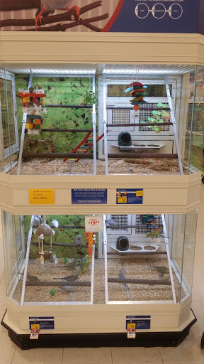 Pet Supply Store «PetSmart», reviews and photos, 250 Grossman Dr, Braintree, MA 02184, USA