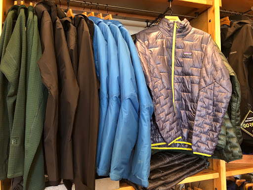 Clothing Store «Patagonia Pasadena», reviews and photos, 47 N Fair Oaks Ave, Pasadena, CA 91103, USA
