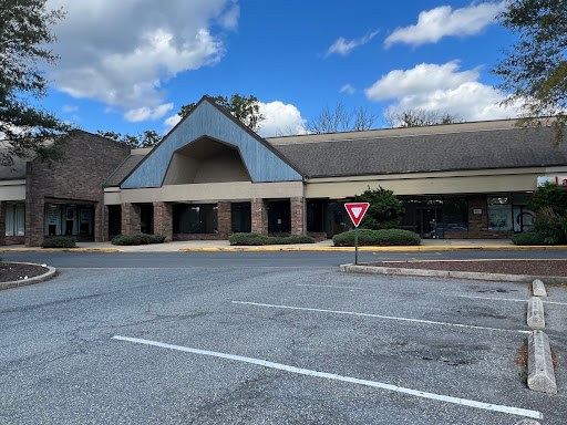 Yarn and Bone Pet Supply Hockessin