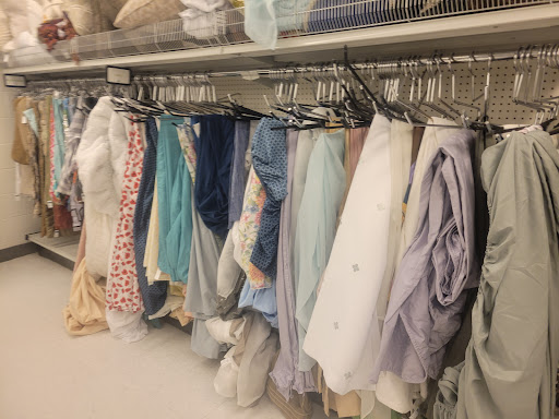 Thrift Store «Deseret Industries Thrift Store», reviews and photos, 10330 SE 82nd Ave, Happy Valley, OR 97086, USA