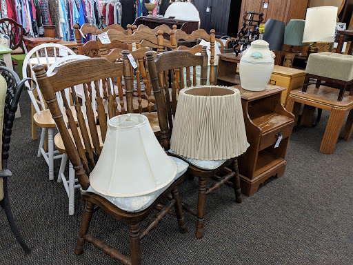 Thrift Store «Waterfront Rescue Mission Thrift Store», reviews and photos, 4376 Gulf Breeze Pkwy, Gulf Breeze, FL 32563, USA