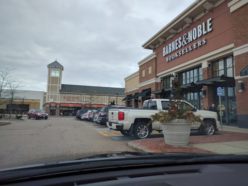 Book Store «Barnes & Noble», reviews and photos, 96 Derby St, Hingham, MA 02043, USA