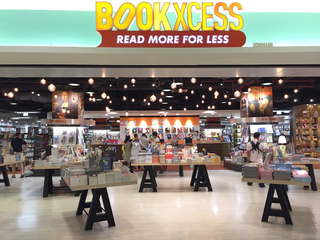 Book Xcess Amcorp Mall