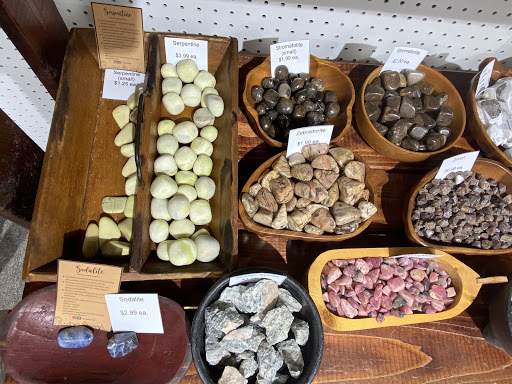 Used Book Store «Book Shelf», reviews and photos, 106 Featherbed Ln, Winchester, VA 22601, USA