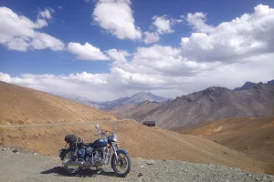 Himalayan Trails Adventure image