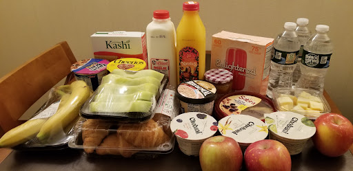 Supermarket «Morton Williams Supermarkets», reviews and photos, 908 2nd Ave, New York, NY 10017, USA