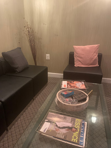 Beauty Salon «Neha Threading Salon & Spa», reviews and photos, 1501 Reisterstown Rd, Pikesville, MD 21208, USA