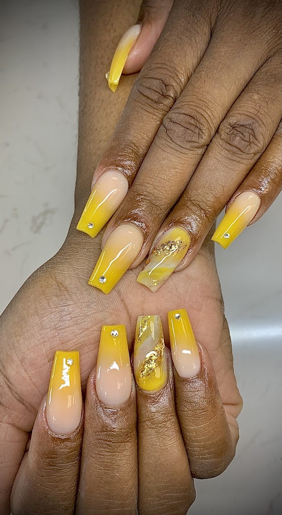 Blue Nails & Spa 48236