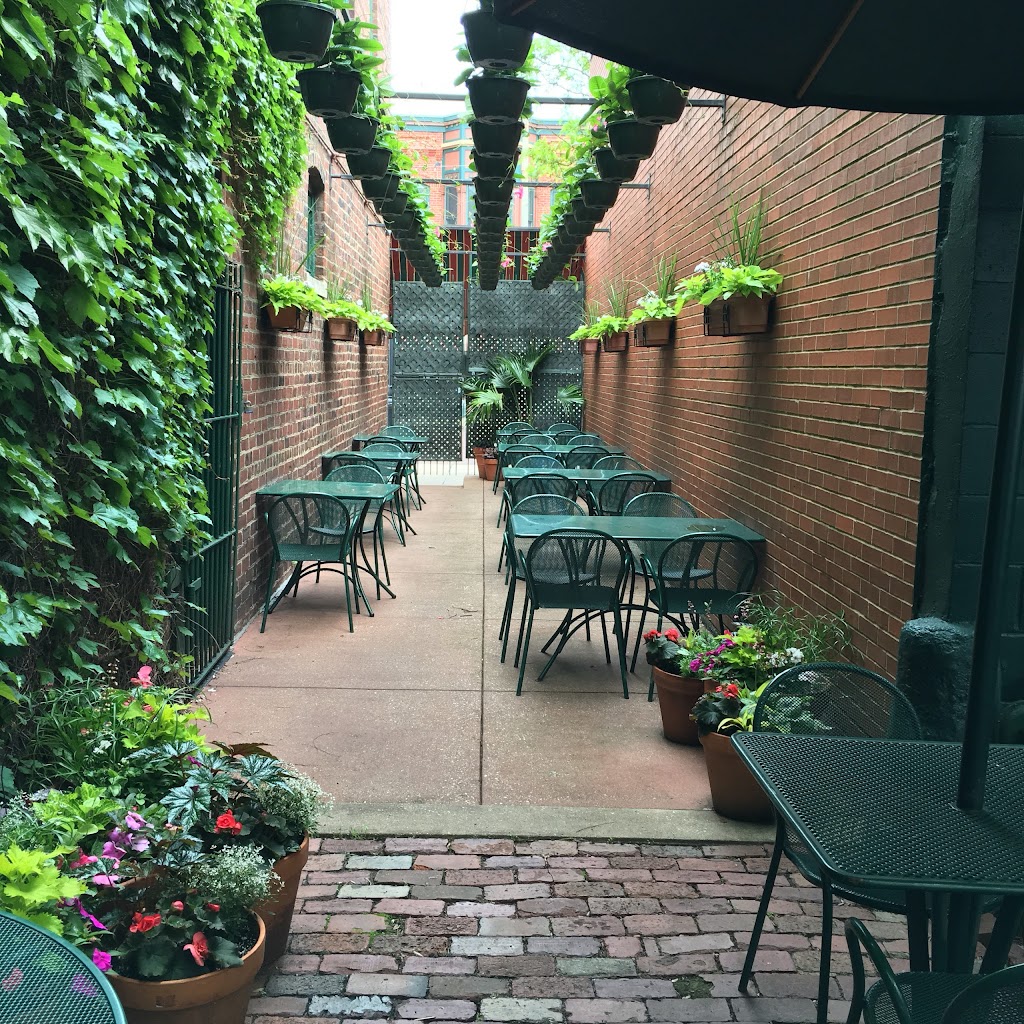 Landmark Café & Crêperie 61401