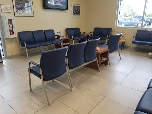 Car Dealer «Tamiami Ford», reviews and photos, 1471 Airport Pulling Rd N, Naples, FL 34104, USA