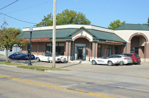 Car Repair and Maintenance «Urbandale Auto Body Service», reviews and photos, 3833 70th St, Urbandale, IA 50322, USA