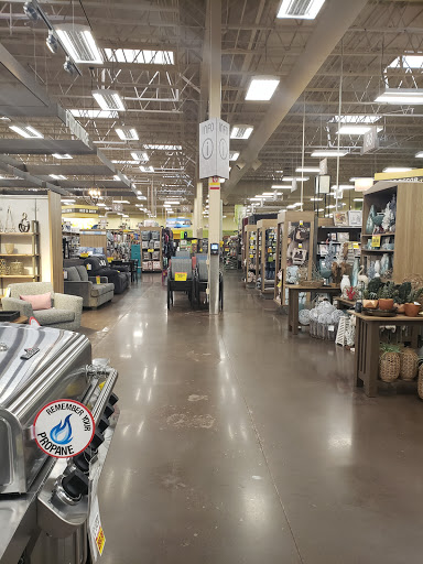 Grocery Store «Fred Meyer», reviews and photos, 3300 Portland Rd, Newberg, OR 97132, USA