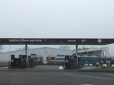 STATION SERVICE Carrefour Market - Malesherbes à Le Malesherbois