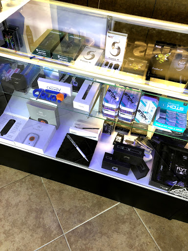 Vaporizer Store «UP IN SMOKE Vapes & Tobacco Shop», reviews and photos, 176 US-202 #114, Ringoes, NJ 08551, USA